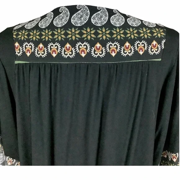 ANTHROPOLOGIE W5 Black/Paisley V-Neck Top SZ-S - Picture 3 of 8